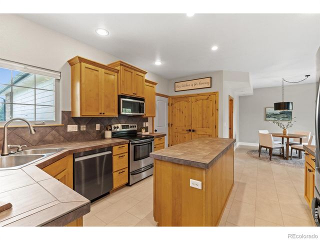2036 Vineyard Court, Windsor, CO 80550