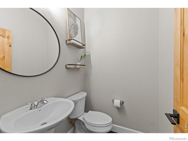 2036 Vineyard Court, Windsor, CO 80550