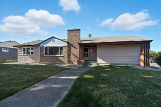 3019 N Locust Rd, Millwood, WA 99206