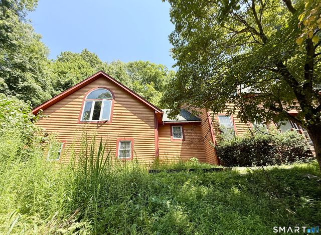 389 Tepi Drive, Southbury, CT 06488