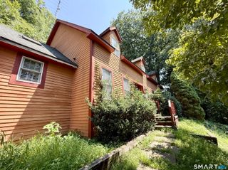 389 Tepi Drive, Southbury, CT 06488