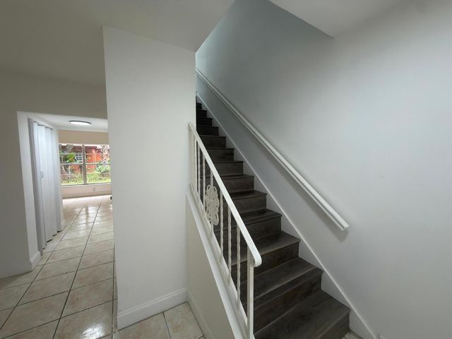 6583 Boulevard Of Champions, North Lauderdale, FL 33068