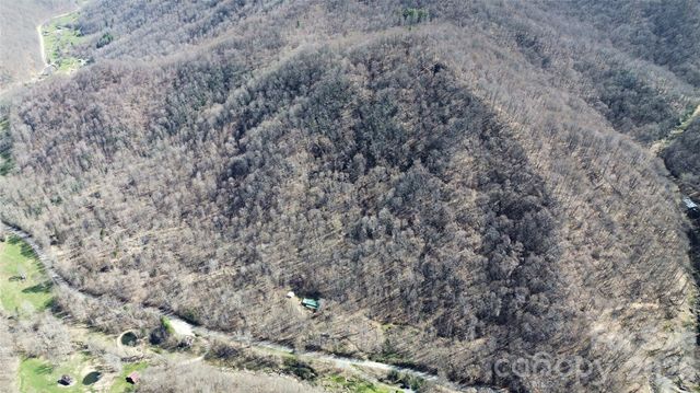 17619 Nc 209 Highway, Hot Springs, NC 28743