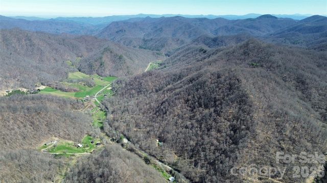 17619 Nc 209 Highway, Hot Springs, NC 28743