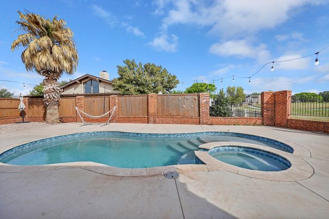 6204 Sequoia Dr, Midland, TX 79707