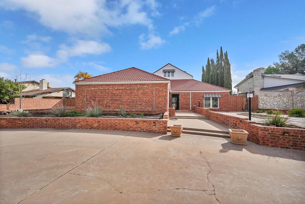 6204 Sequoia Dr, Midland, TX 79707