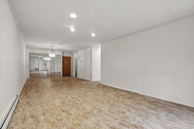 2 Fountain Lane 1V, Scarsdale, NY 10583