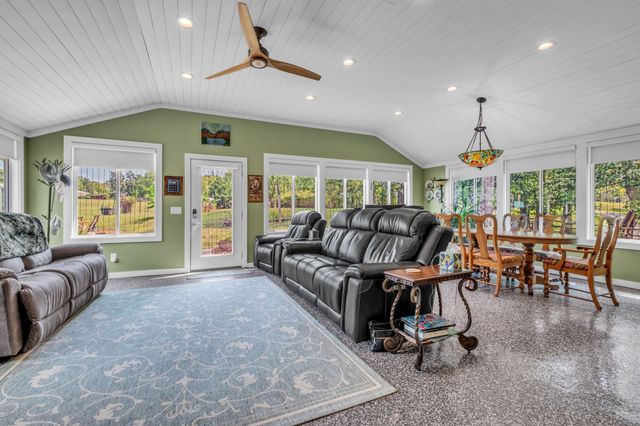 1665 Palmer Rd, Lebanon, TN 37090