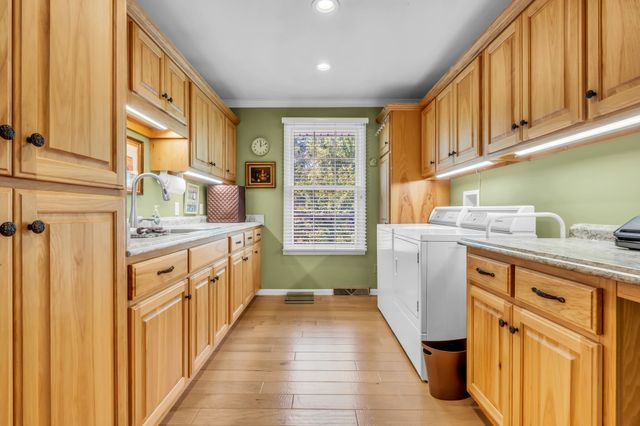 1665 Palmer Rd, Lebanon, TN 37090