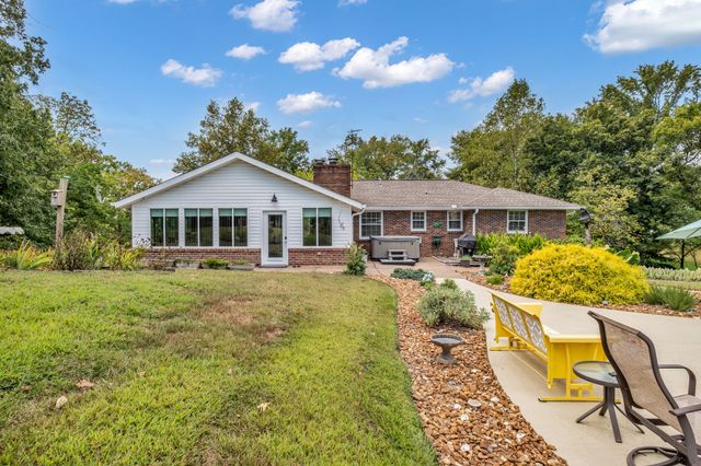 1665 Palmer Rd, Lebanon, TN 37090