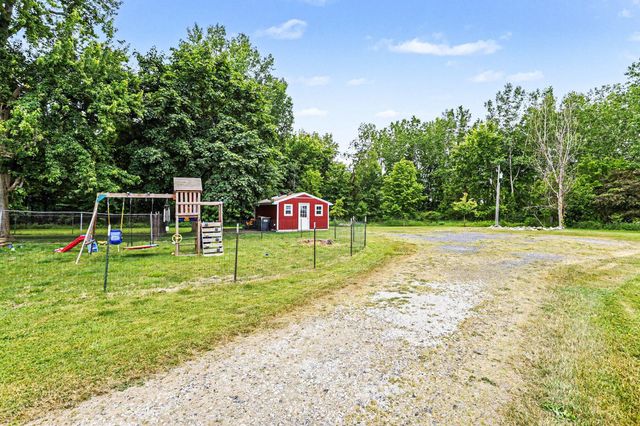 7222 Hollywood Road, Berrien Springs, MI 49103