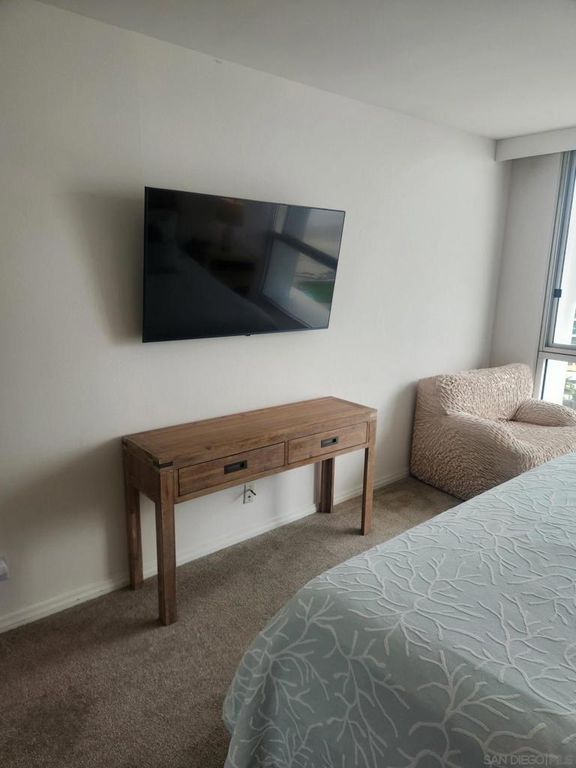 Image 8 of property listing at 1730 Avenida Del Mundo 610, Coronado, CA 92118