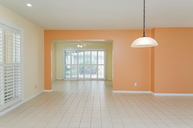 1491 SE Sunshine Avenue, Port St Lucie, FL 34952