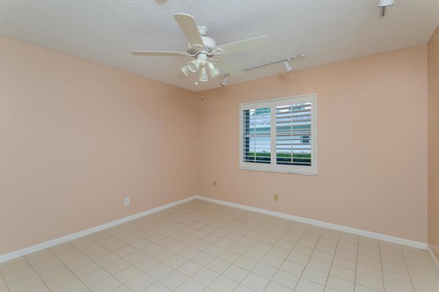 1491 SE Sunshine Avenue, Port St Lucie, FL 34952