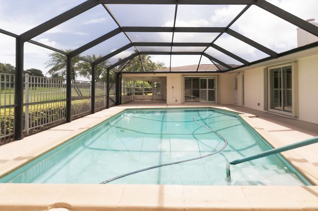 1491 SE Sunshine Avenue, Port St Lucie, FL 34952