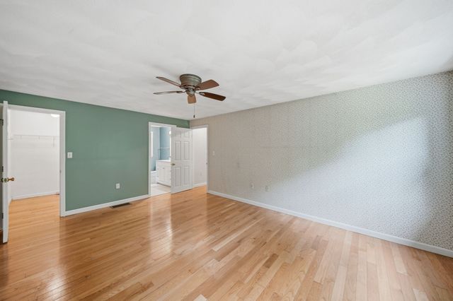 131 Federal St, Wilmington, MA 01887