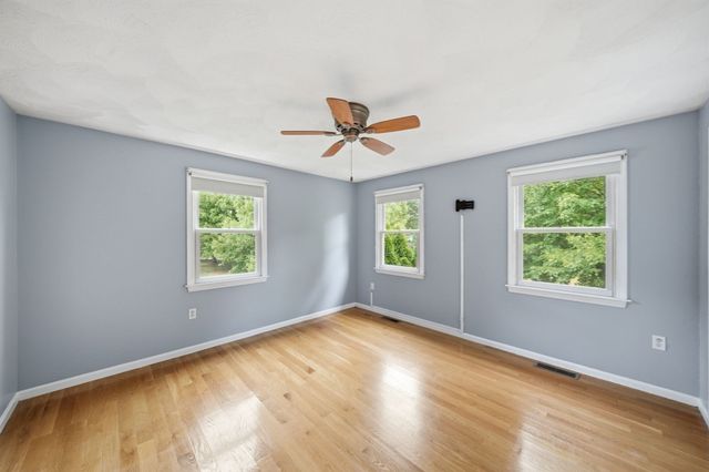 131 Federal St, Wilmington, MA 01887