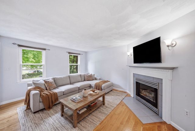 131 Federal St, Wilmington, MA 01887