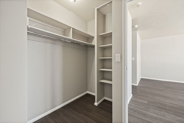 5757 N Sheridan Road 20G, Chicago, IL 60660