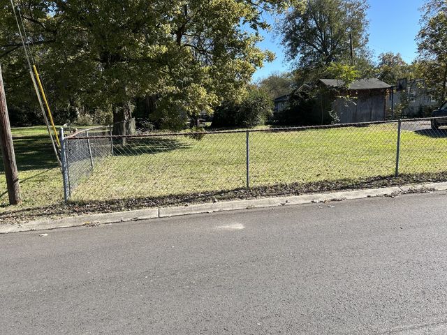 226 Hill St, Columbia, TN 38401