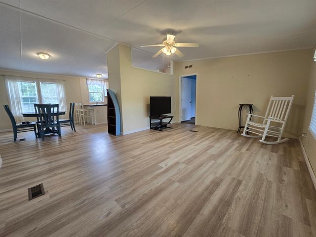 4 Talon Circle, Murrells Inlet, SC 29576