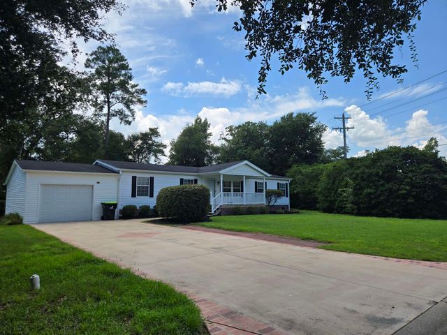 4 Talon Circle, Murrells Inlet, SC 29576