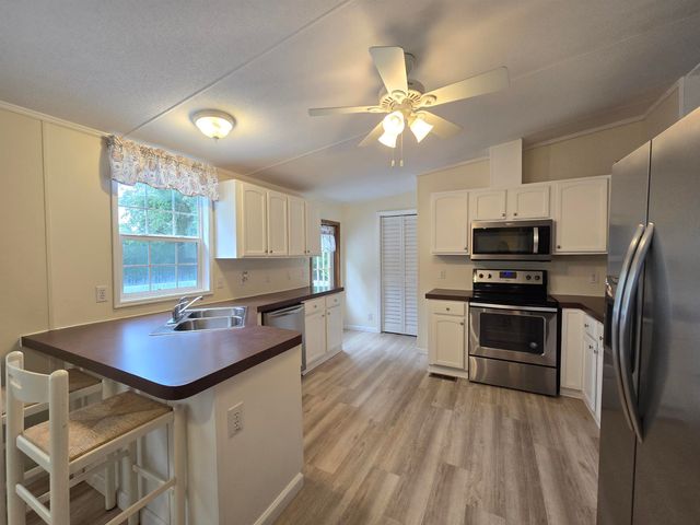 4 Talon Circle, Murrells Inlet, SC 29576