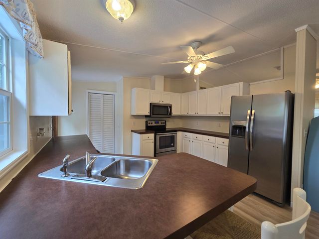 4 Talon Circle, Murrells Inlet, SC 29576