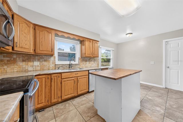 383 PALM DRIVE, Oviedo, FL 32765