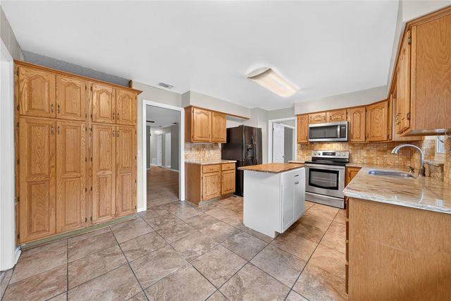 383 PALM DRIVE, Oviedo, FL 32765