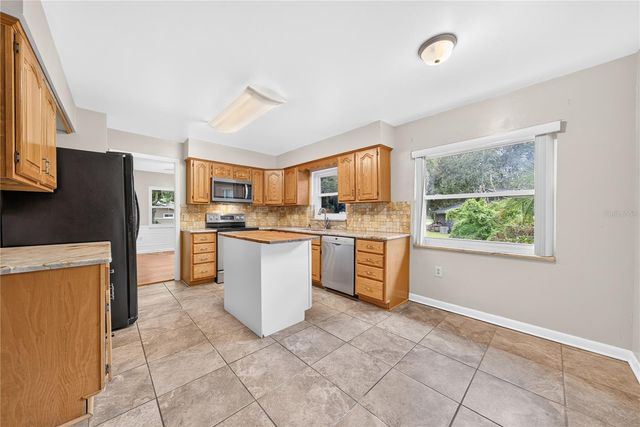 383 PALM DRIVE, Oviedo, FL 32765