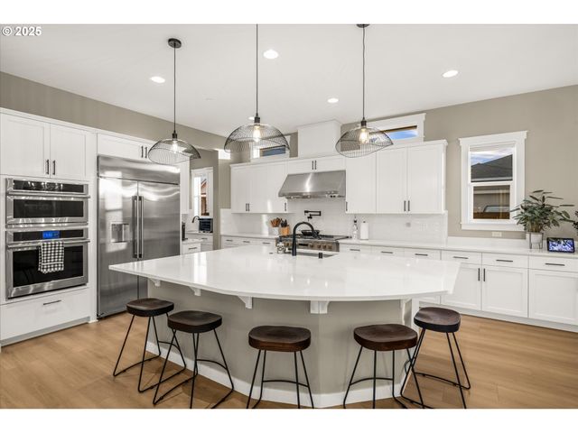 8608 Ne 182ND Pl, Vancouver, WA 98682