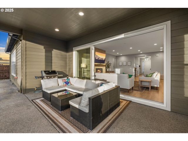 8608 Ne 182ND Pl, Vancouver, WA 98682