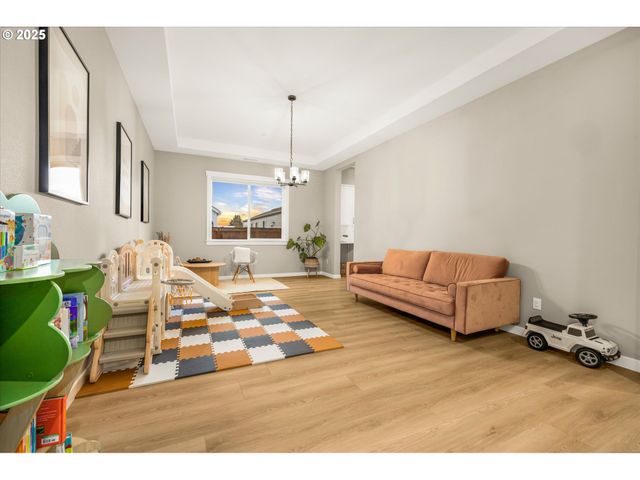 8608 Ne 182ND Pl, Vancouver, WA 98682