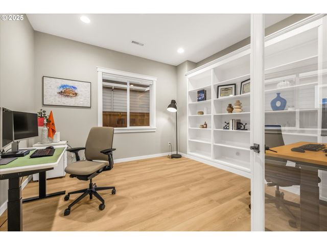 8608 Ne 182ND Pl, Vancouver, WA 98682