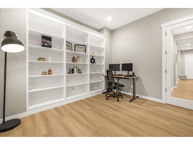 8608 Ne 182ND Pl, Vancouver, WA 98682