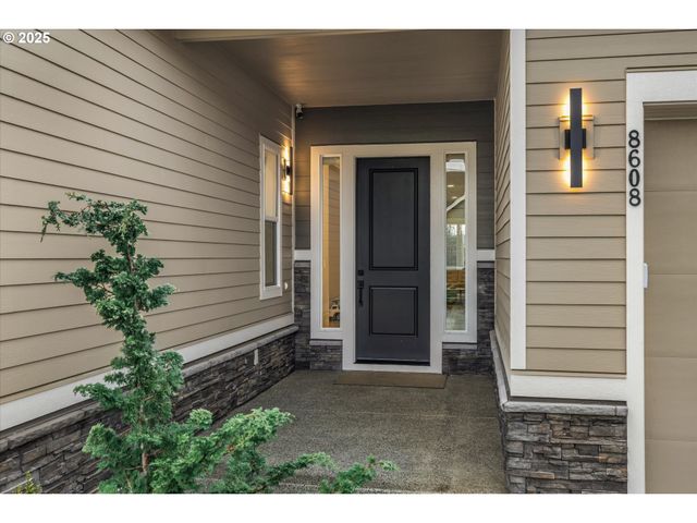 8608 Ne 182ND Pl, Vancouver, WA 98682