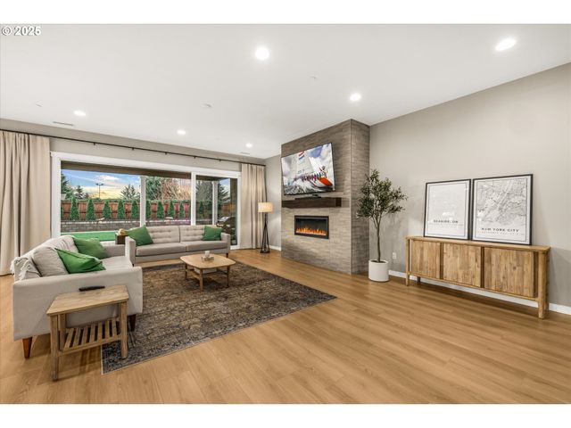 8608 Ne 182ND Pl, Vancouver, WA 98682