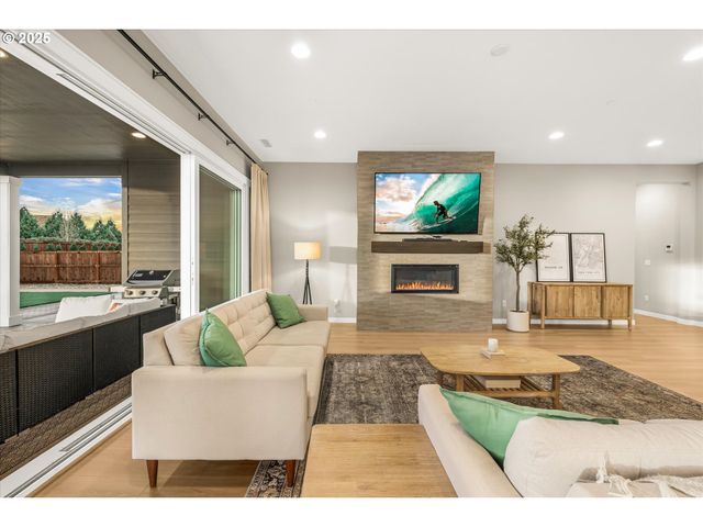 8608 Ne 182ND Pl, Vancouver, WA 98682