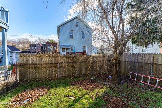 38 Walker Street, Rensselaer, NY 12144