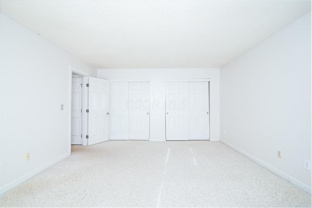 5597 Valencia Park Boulevard, 11E, Hilliard, OH 43026
