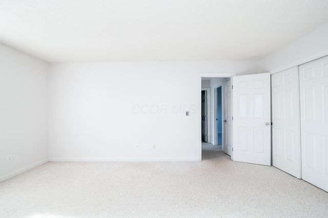 5597 Valencia Park Boulevard, 11E, Hilliard, OH 43026