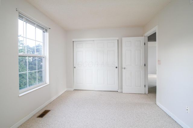 5597 Valencia Park Boulevard, 11E, Hilliard, OH 43026