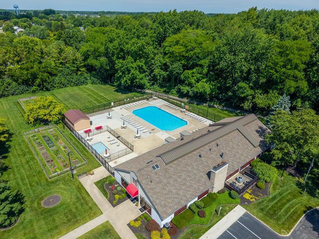 5597 Valencia Park Boulevard, 11E, Hilliard, OH 43026