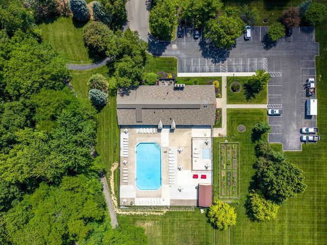 5597 Valencia Park Boulevard, 11E, Hilliard, OH 43026