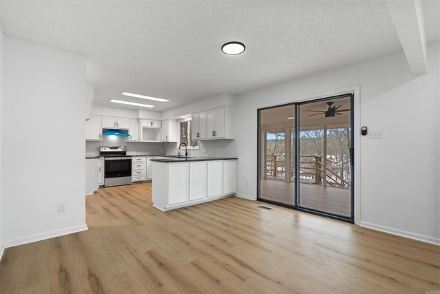 12 Alava Lane, Hot Springs Village, AR 71909