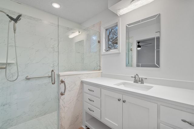 12 Alava Lane, Hot Springs Village, AR 71909