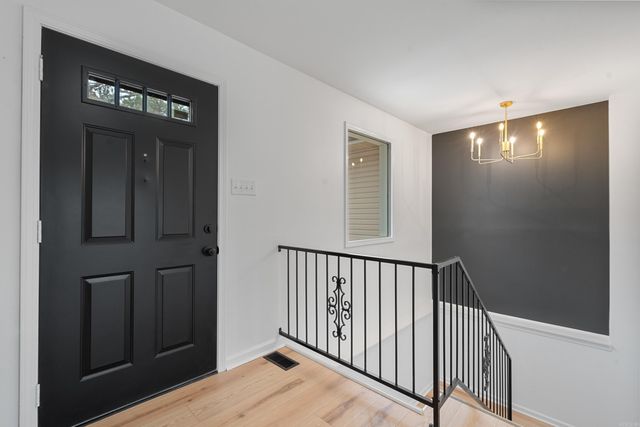 12 Alava Lane, Hot Springs Village, AR 71909