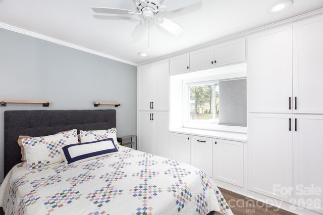 211 Fannie Creek Lane, Sneads Ferry, NC 28460