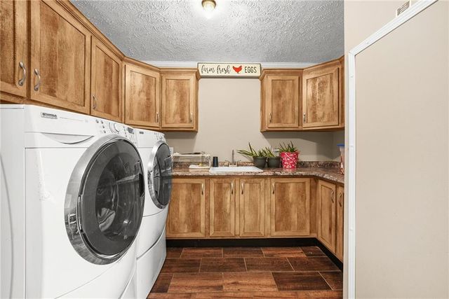 152 Duck Pond Road, Roopville, GA 30170